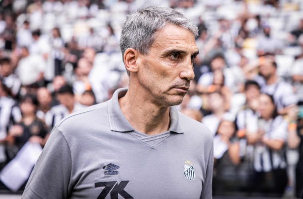 Vojvoda valoriza empate do Santos em jogo dramático contra o Atlético