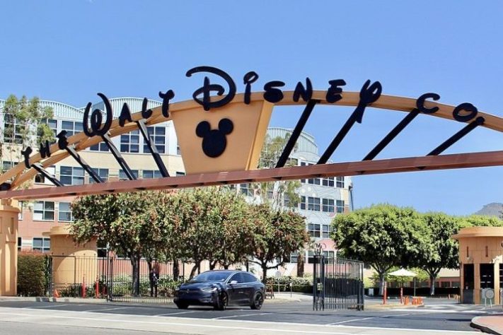Walt Disney Studios - Wikimedia Commons/Coolcaesar