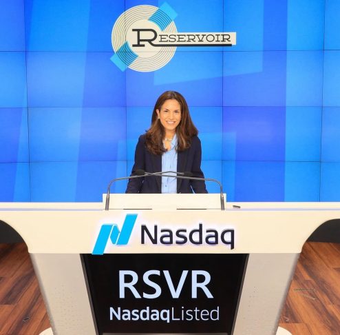 Hoje, sua empresa tem participações em clássicos como 