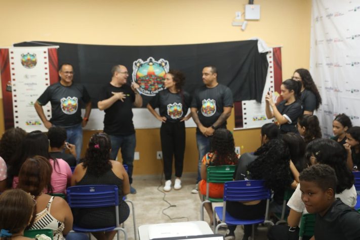 Atriz global prestigia inauguração de projeto social em Belém 