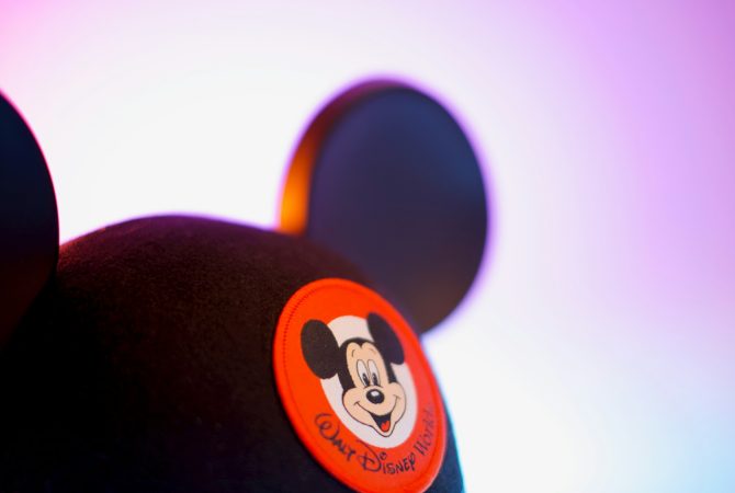 Disney faz acordo milionário após ser acusada de coletar dados de crianças ilegalmente