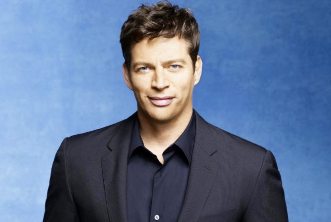 Em dose dupla: Harry Connick Jr. desfila seu talento no palco e na tela