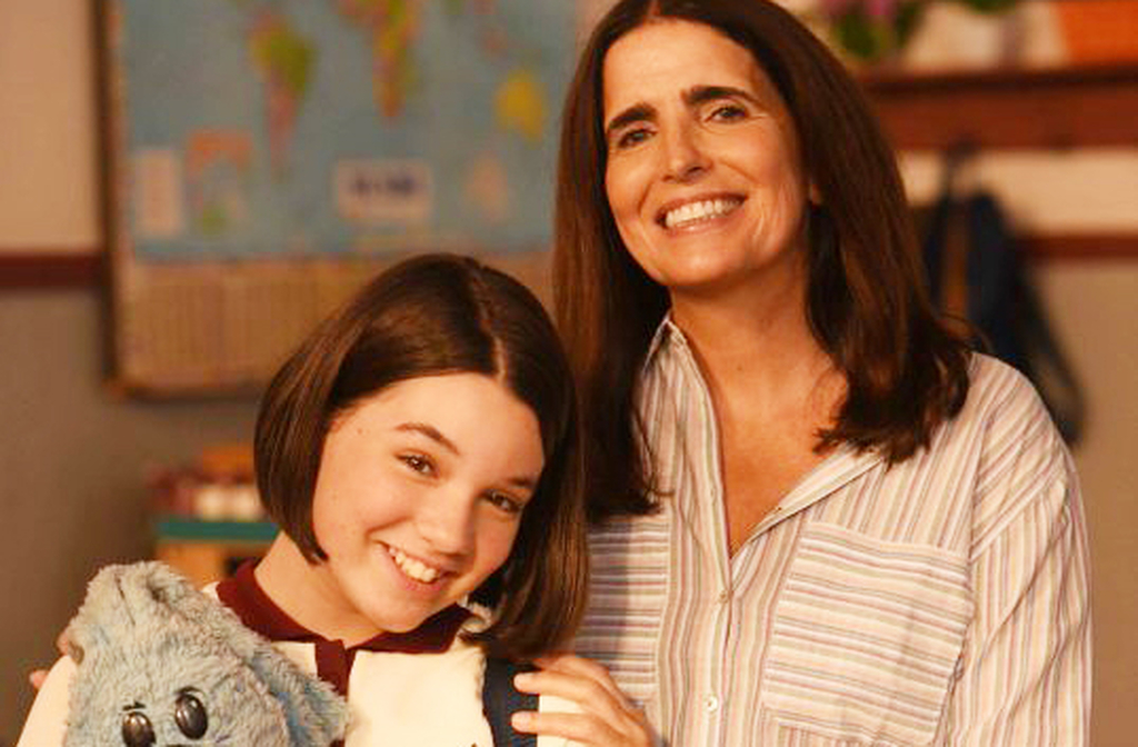 Além da atuação tradicional, participou de produções recentes que exploram novos formatos e públicos. Entre elas estão as séries 