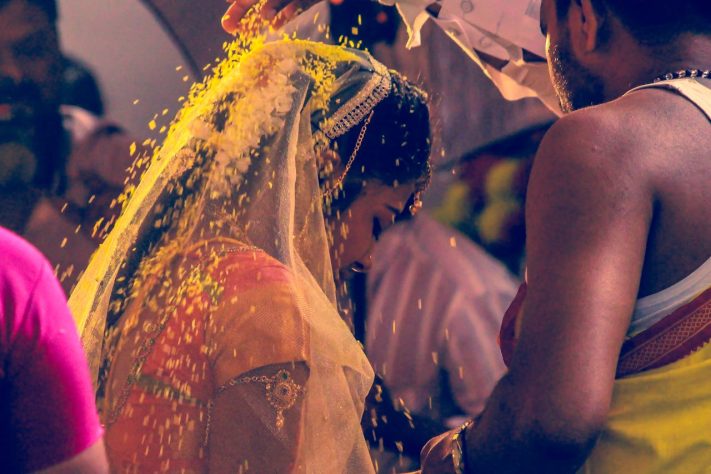 Guirlanda é tradicional na Índia — Pexels/pramod kumarva