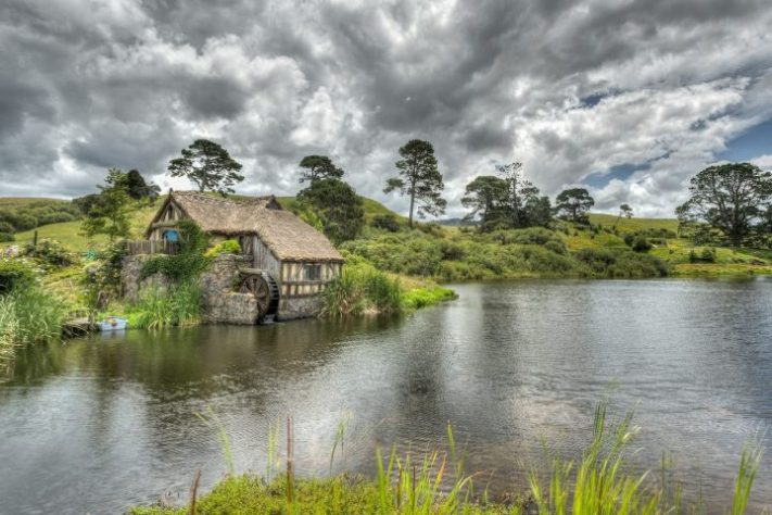 Waitomo, Nova Zelândia - roberto saltori/Unsplash