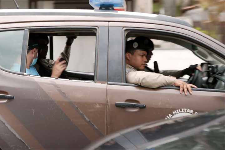 A fraude foi descoberta após investigações do Ministério Público da Bahia, que localizou o ex-servidor no município de Mucuri, no litoral baiano, onde ele vivia com uma identidade possivelmente falsa. Ele foi capturado em uma operação da polícia no dia 15 de outubro de 2025.
