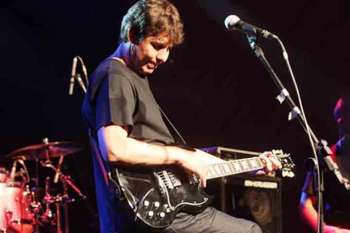 Cantor e compositor Lô Borges