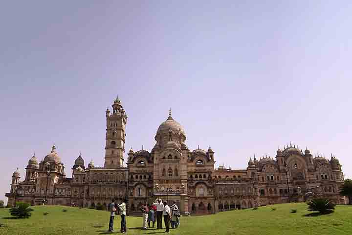 Parte da estrutura do palácio está aberta à visitação pública e para a realização de eventos privados. 