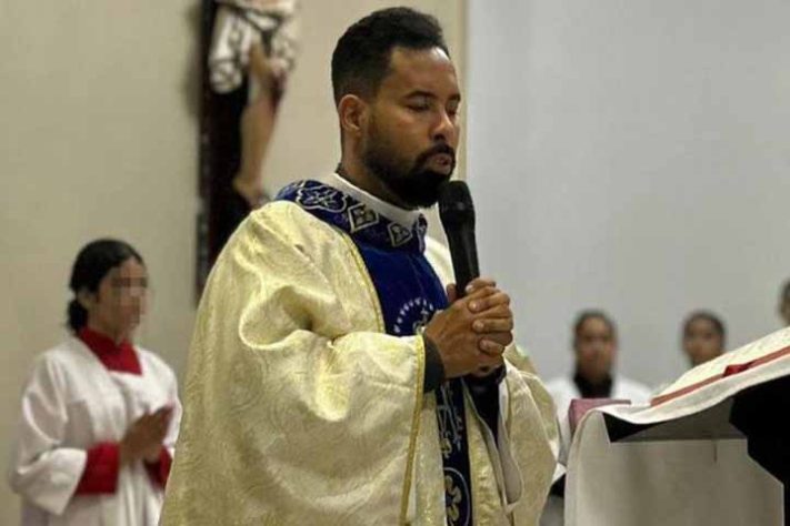 Padre flagrado com esposa de fiel no Mato Grosso
