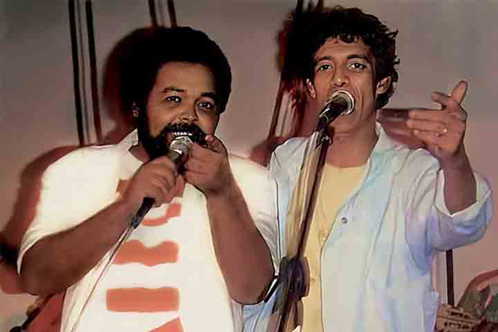 Além disso, fez parte da Ala de Compositores do Bloco Carnavalesco 