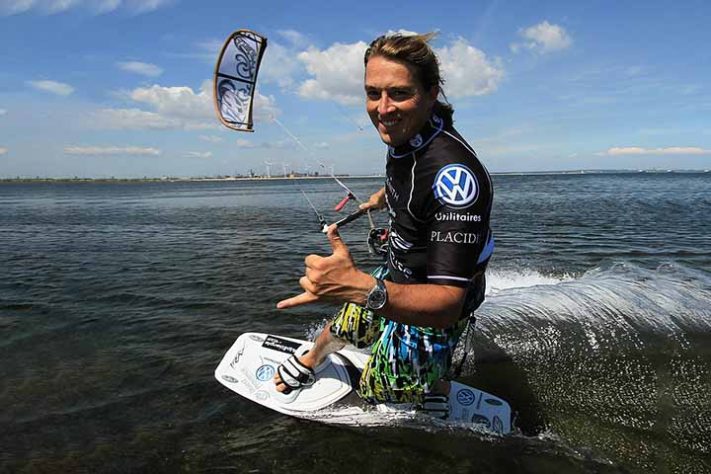 Alex Caizergues - Kitesurf, kiteboarding, originalmente flysurfing,, esporte aquático - AlexAC21 /Wikimédia Commons