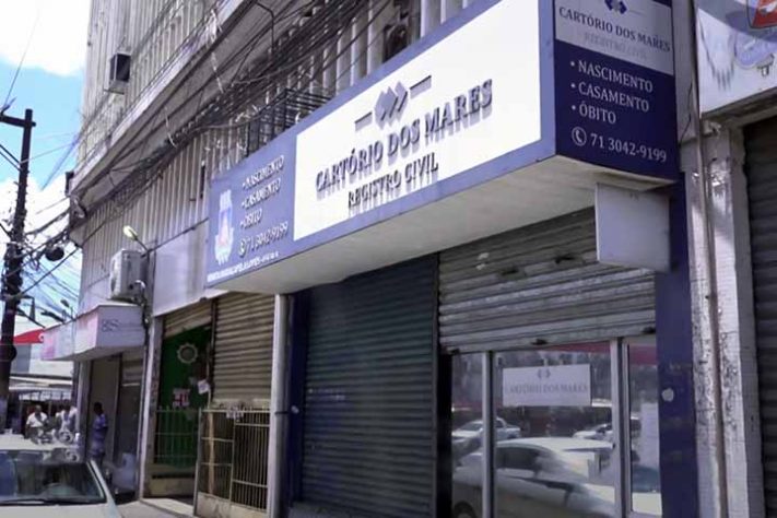 Falso morto - homem pagou por atestado de óbito para escapar da prisão