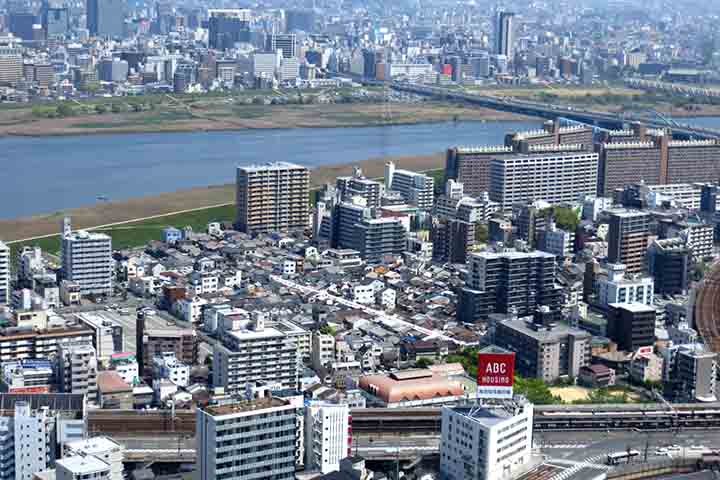 8º) Nakatsu, Osaka (Japão) – Nakatsu se destaca por ser um bairro tranquilo e discreto, que esconde uma impressionante concentração de cafés especializados, lojas de antiguidades e livrarias charmosas em suas vielas.