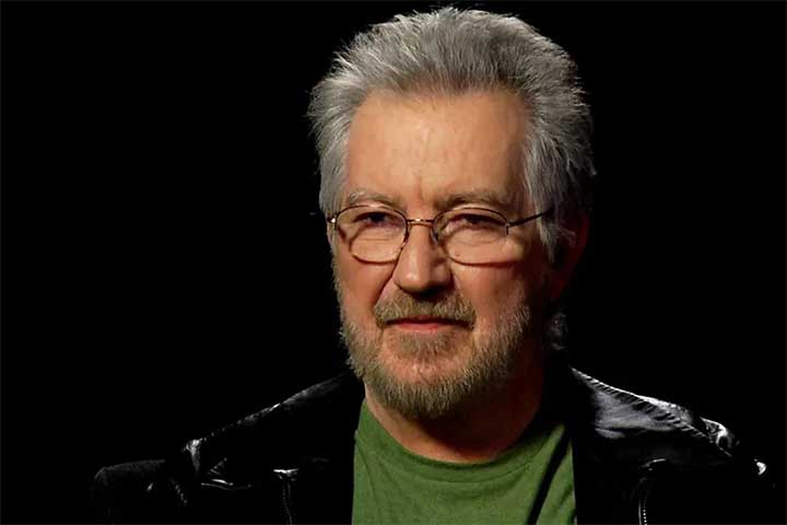 O estilo cru e visceral de Hooper, visto também em filmes como 