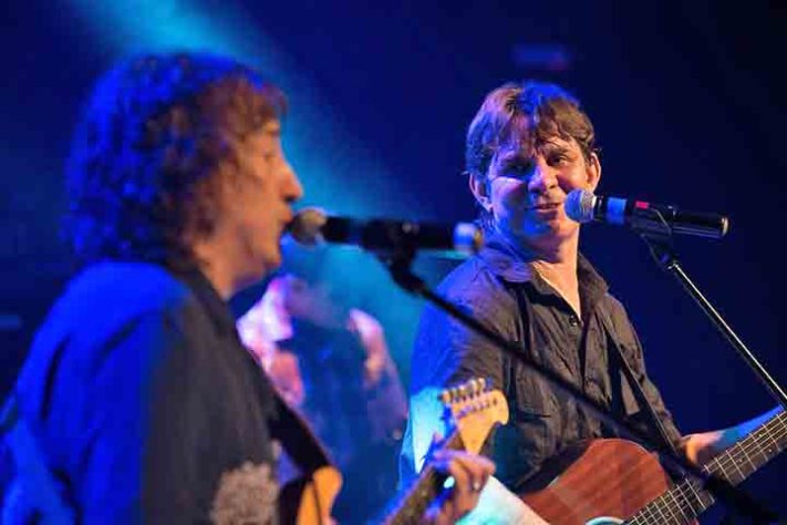 Cantor e compositor Lô Borges