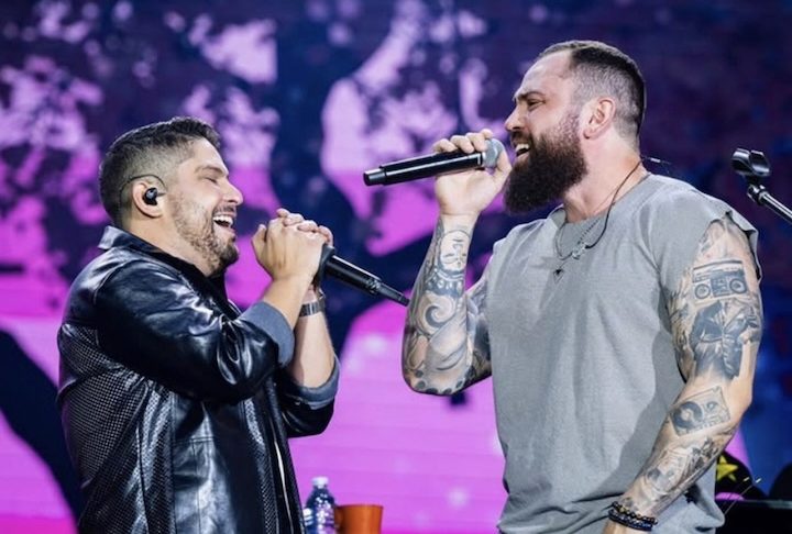 Jorge enfatizou que o ritmo de shows diários, com constantes viagens de avião e carro, é algo exaustivo.