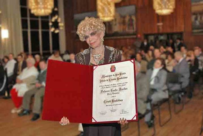 Dercy Gonçalves: a história da atriz brasileira que está no Guinness Book
