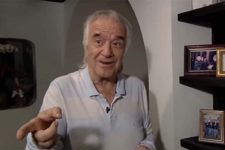 Em 1995, durante um assalto em Sófia, na Bulgária, foi golpeado na cabeça com uma barra de ferro, o que agravou as sequelas neurológicas e afetou seus movimentos e a fala. 
