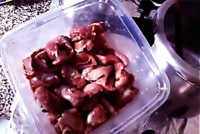 Moela de frango: a carne barata e poderosa que supera até os ovos em proteína