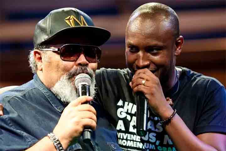 Jorge Aragão continuou a se apresentar com frequência, ao lotar casas de show em todo o Brasil, como Canecão, ATL Hall e Olimpo.