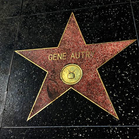 Gene Autry, o único artista com estrelas nas cinco categorias da Calçada da Fama 