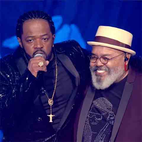 Como profundo conhecedor do gênero, trabalhou como comentarista dos desfiles de escolas de samba em diferentes emissoras de televisão, como a Globo, CNT e Manchete. 