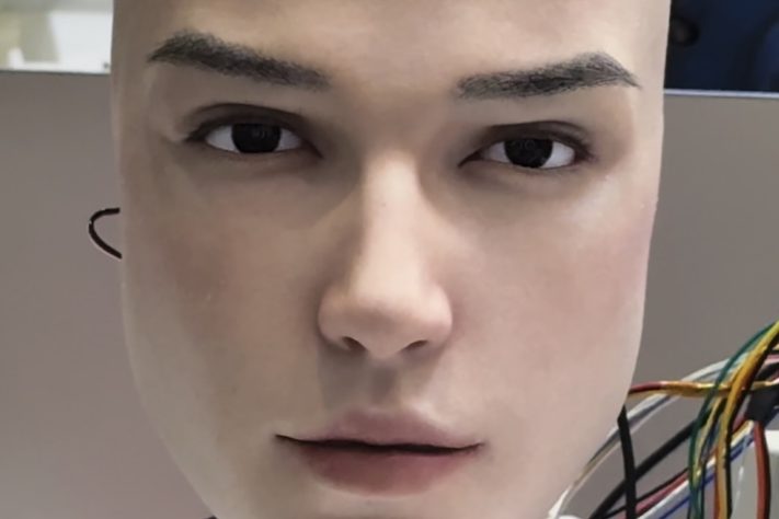 Empresa chinesa desenvolve robô com expressões faciais humanas ultrarrealistas - Reprodução 