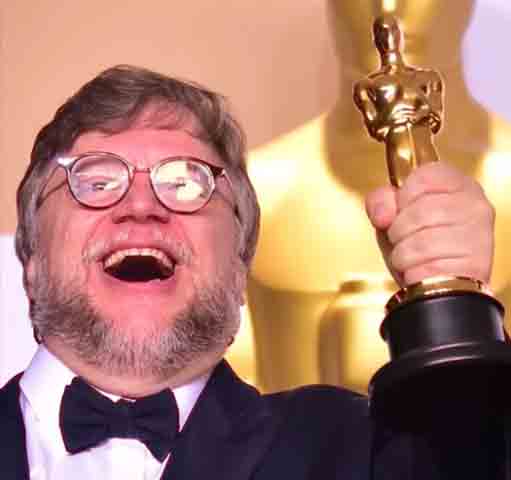 A consagração definitiva viria em 2007, com “A Forma da Água”, um conto de fadas para adultos que lhe rendeu quatro Oscars, incluindo Melhor Diretor e Melhor Filme. 
