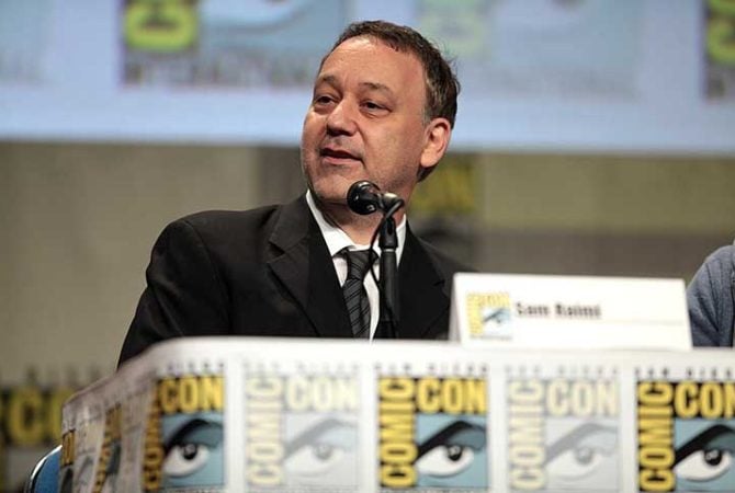 Cineasta Sam Raimi completa 66 anos; veja grandes diretores de terror