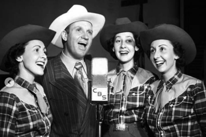 Gene Autry, o único artista com estrelas nas cinco categorias da Calçada da Fama 
