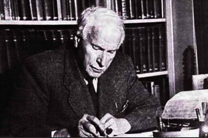 Essa divergência marcou a ruptura entre os dois pensadores e deu origem à psicologia analítica, desenvolvida por Jung. 
