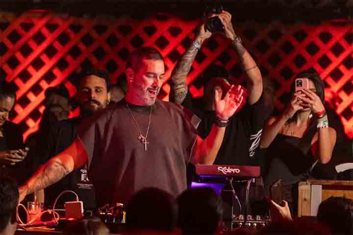 O ator chegou a reprisar seu papel de MocotÃ³ em uma temporada comemorativa de â??MalhaÃ§Ã£oâ?, reforÃ§ando o vÃ­nculo afetivo com o pÃºblico que o acompanhava desde os anos 1990.
