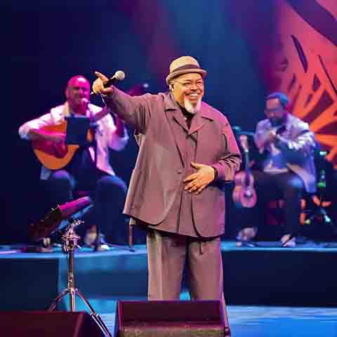 Apesar da redução progressiva no número de shows, o artista garantiu que continuará a exercer uma das atividades que mais se destacou na carreira: as composições para manter viva sua produção artística.