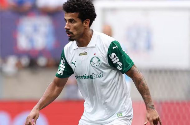 Lucas Evangelista passa por cirurgia e manda recado para torcida do Palmeiras: “Tudo certo”