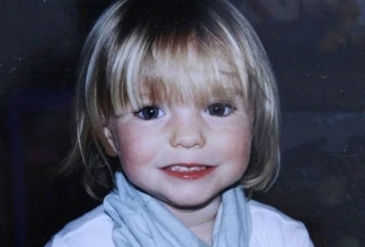 O caso Madeleine McCann é um dos desaparecimentos mais notórios e duradouros do mundo, mantendo-se sem solução mais de 18 anos. 