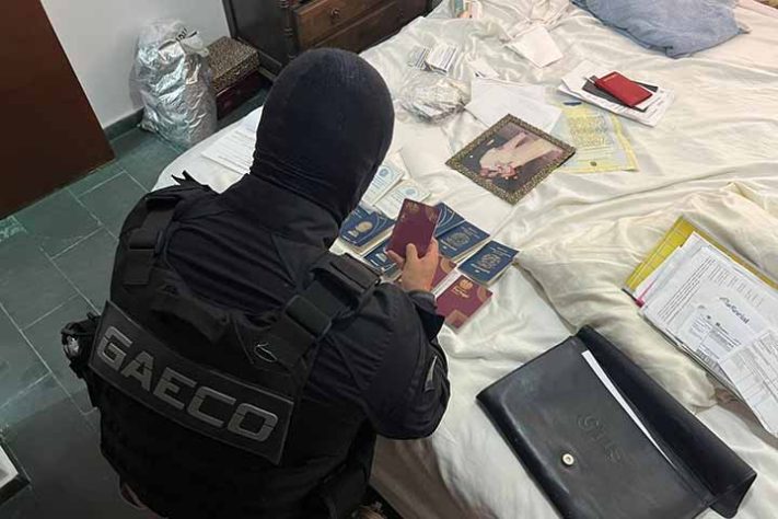 Falso morto - homem pagou por atestado de óbito para escapar da prisão