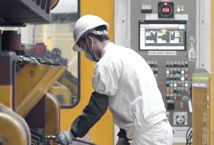 Além disso, a unidade atingiu a neutralidade de emissões de carbono em 2023, sendo a primeira do país a conseguir tal feito. 