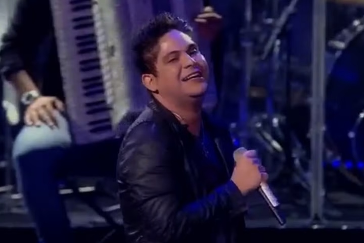 Os dois se conheceram em um churrasco em 2005, na cidade de Itu, São Paulo. Na época, eles ainda se apresentavam separadamente em eventos pequenos.