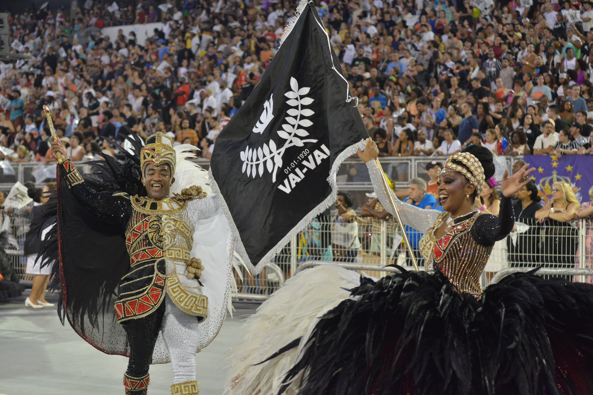 Entre as maiores vencedoras da história do Carnaval de São Paulo, a Vai-Vai, uma das mais tradicionais da folia na terra da garoa, segue na liderança, com 15 títulos.