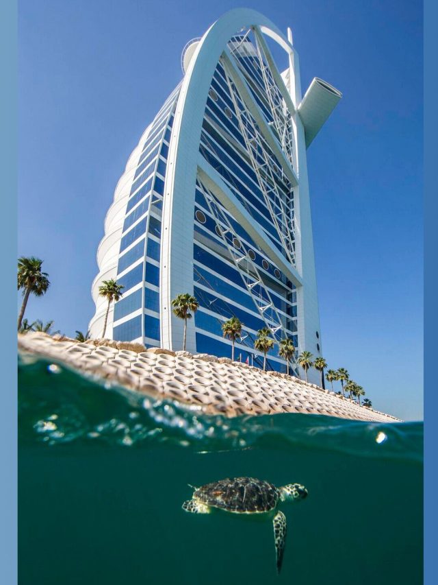 Construído em ilha artificial, hotel ‘7 estrelas’ desfila ousadia e exclusividade