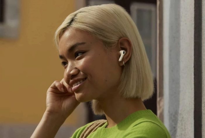 AirPods Pro 3, tradução simultânea - Divulgação/Apple