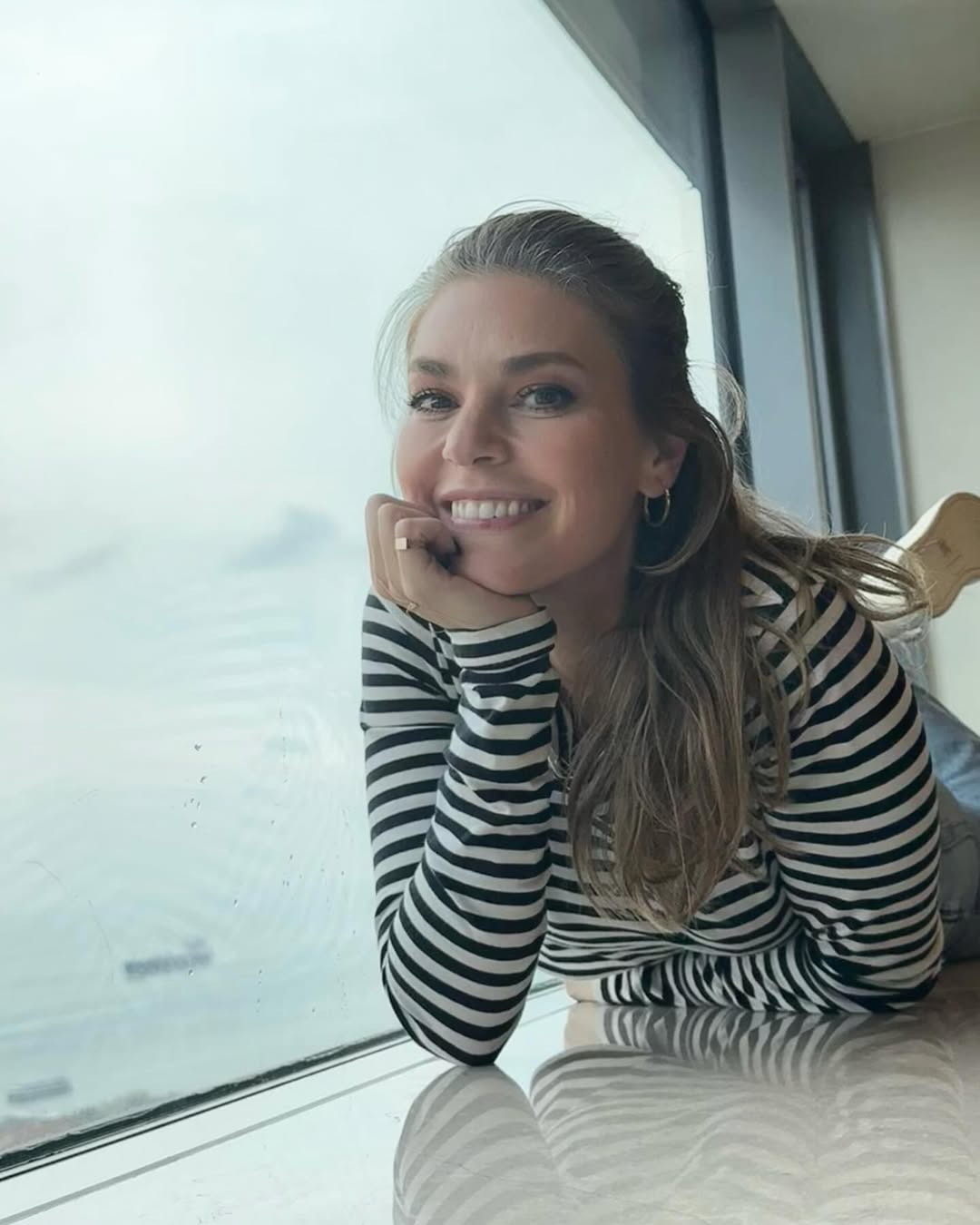 Asl? Enver – Nascida em 10 de maio de 1984, em Londres, é famosa por protagonizar “Sol de Inverno”, “A Escolha”, “Para Sempre no Meu Coração” e “Berço de Ouro”.
