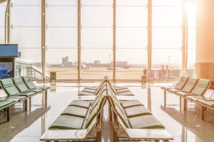 Aeroporto, foto NEUTRA - Reprodução/Freepik