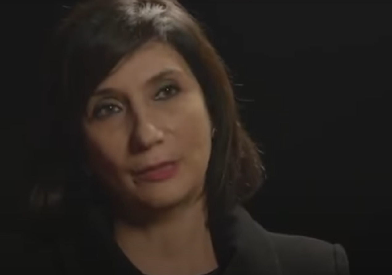 Filha de imigrantes italianos, desde pequena, demonstrou inclinação para a música e, aos cinco anos, iniciou seus estudos de piano.
