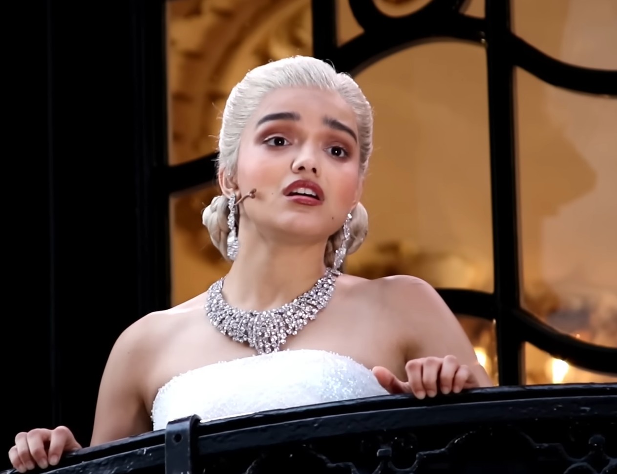 A cantora ainda elogiou Zegler, destacou sua performance no musical 