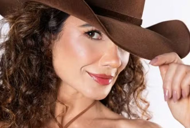 Após chamar divórcio de “livramento”, Paula Fernandes lança EP com música de Adele