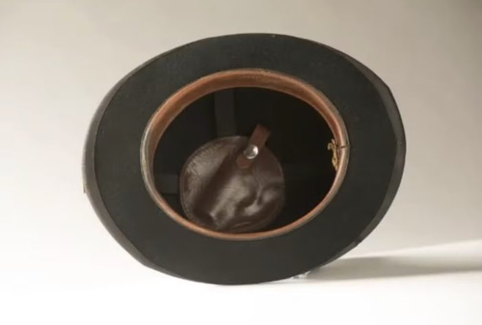 Chapéu de espião – Reprodução/Intl Spy Museum