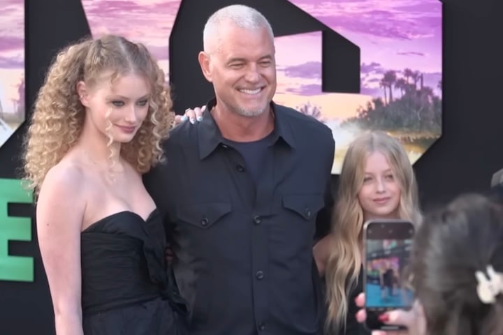 Em sua vida pessoal, Eric Dane foi casado com a atriz Rebecca Gayheart de 2004 a 2018. Eles tiveram duas filhas.