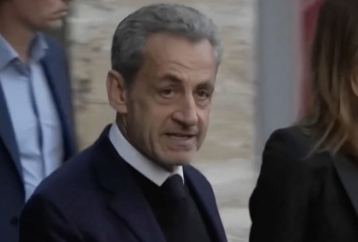Ex-presidente da França Nicolas Sarkozy é condenado a cinco anos de prisão - Reprodução/TV Globo