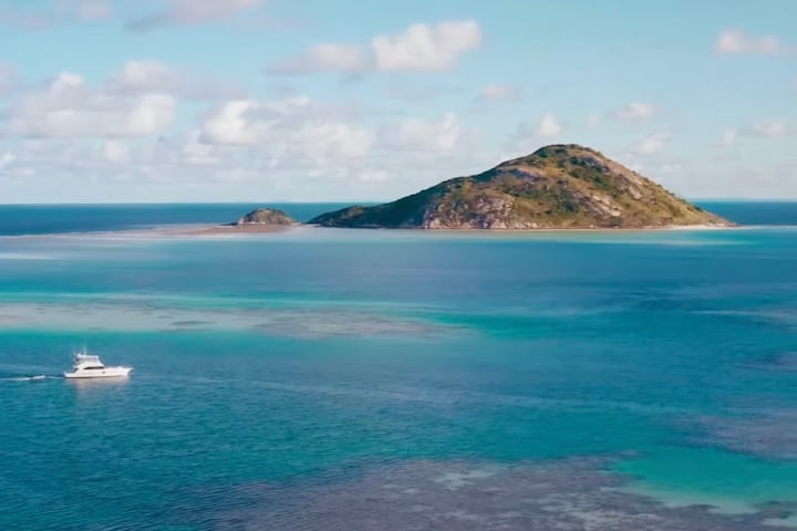 Mulher morre após ser esquecida por cruzeiro em ilha remota da Austrália